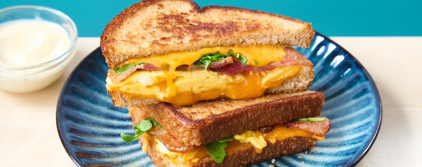 Bacon and Egg Grilled Cheese Sandwich | Feed Good Rewards